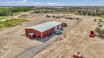 2451 W. Murphy Street - Warehouse