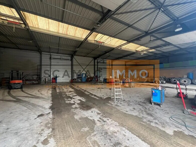 Flex in Claye-Souilly for sale - Interior Photo - Image 2 of 8