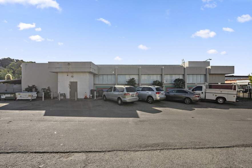 5920 San Pablo Ave, Oakland, CA for lease - Building Photo - Image 3 of 3