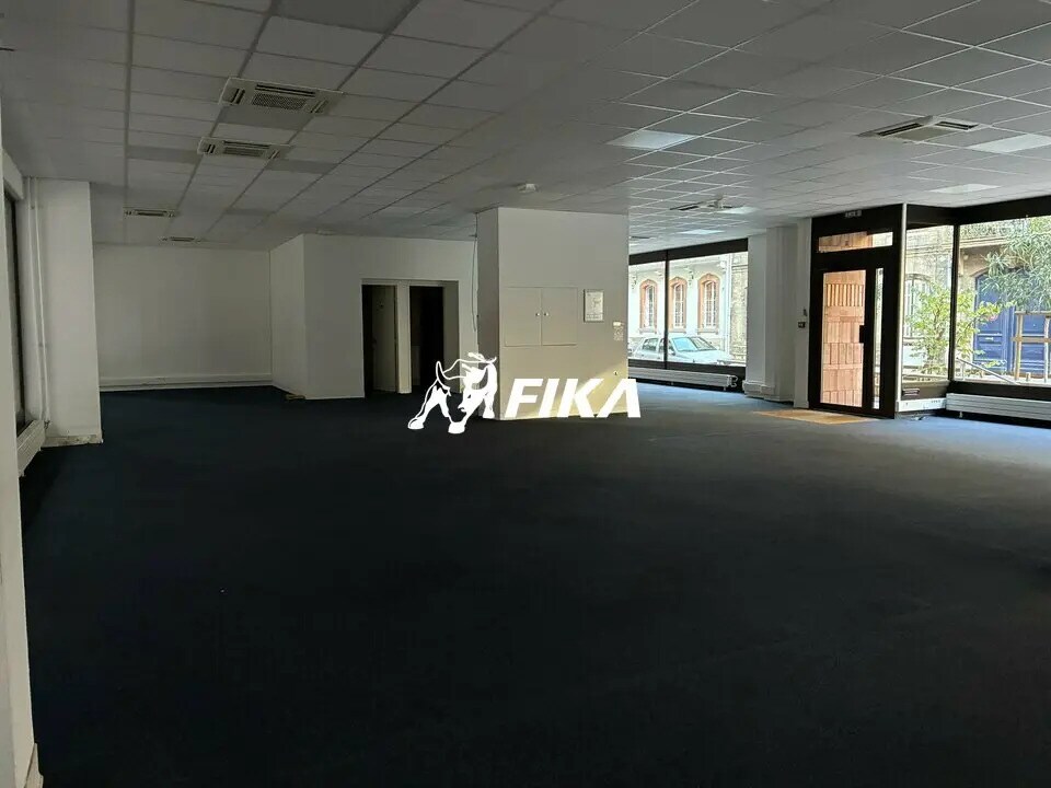 Office in Toulouse for lease Building Photo- Image 1 of 9