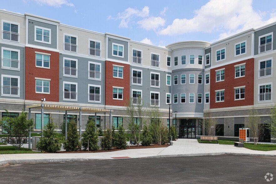 128 Maple St, Danvers, MA for lease - Building Photo - Image 3 of 38