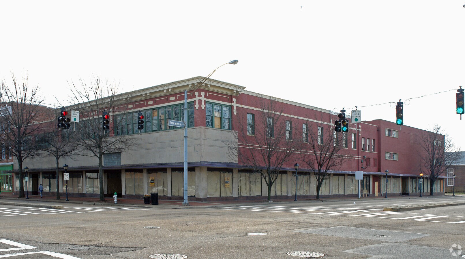 725739 High St, Portsmouth, VA, 23704 Retail Space For Lease