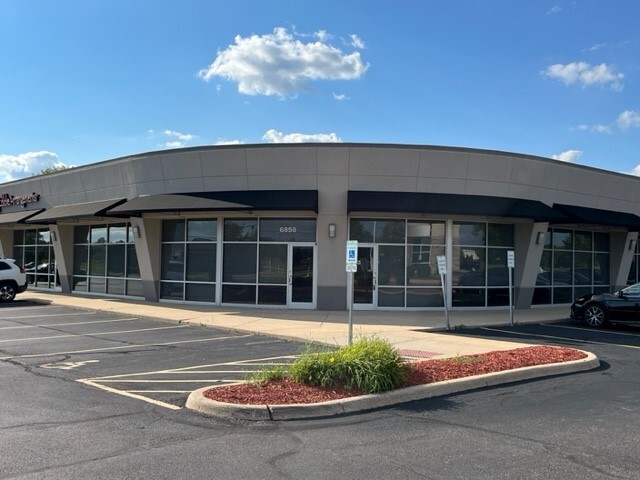 6824-6860 Spring Creek Rd, Rockford, IL for lease - Building Photo - Image 2 of 14