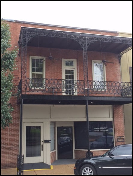 202 N Spring St, Tupelo, MS for sale - Primary Photo - Image 1 of 1