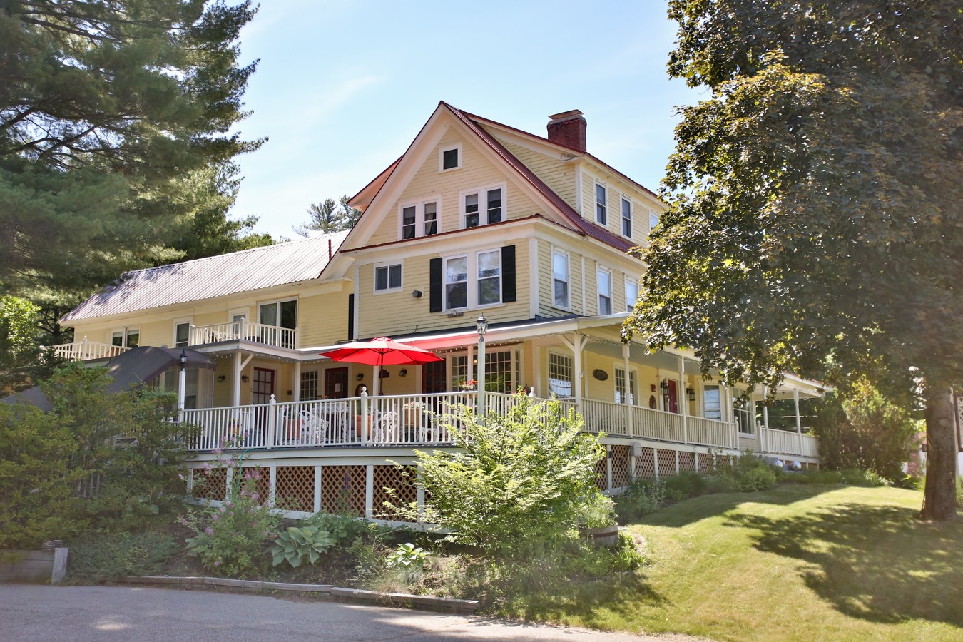 2331 White Mountain Hwy, North Conway, NH 03860