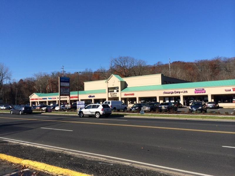 607 Main Ave, Norwalk, CT 06851 Center Seven Shopping Center
