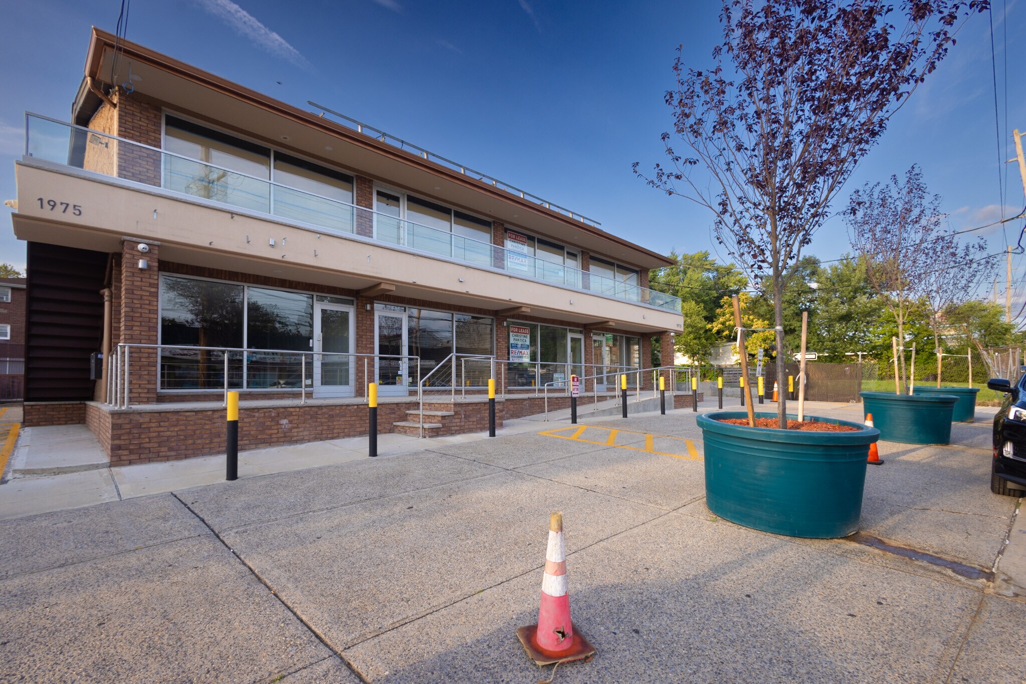 1975 Victory Blvd, Staten Island, NY for sale Building Photo- Image 1 of 1