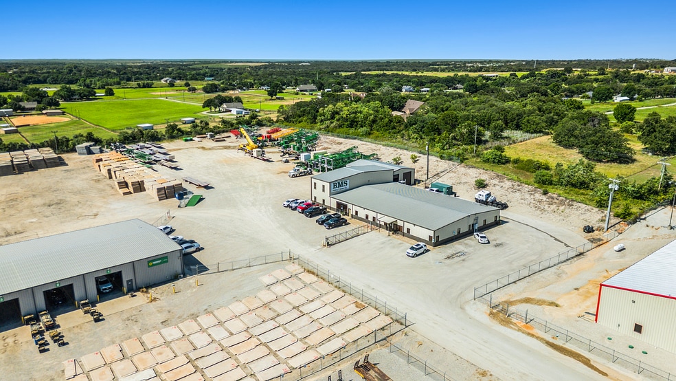 1995 Ranger Hwy, Weatherford, TX for lease - Building Photo - Image 1 of 3