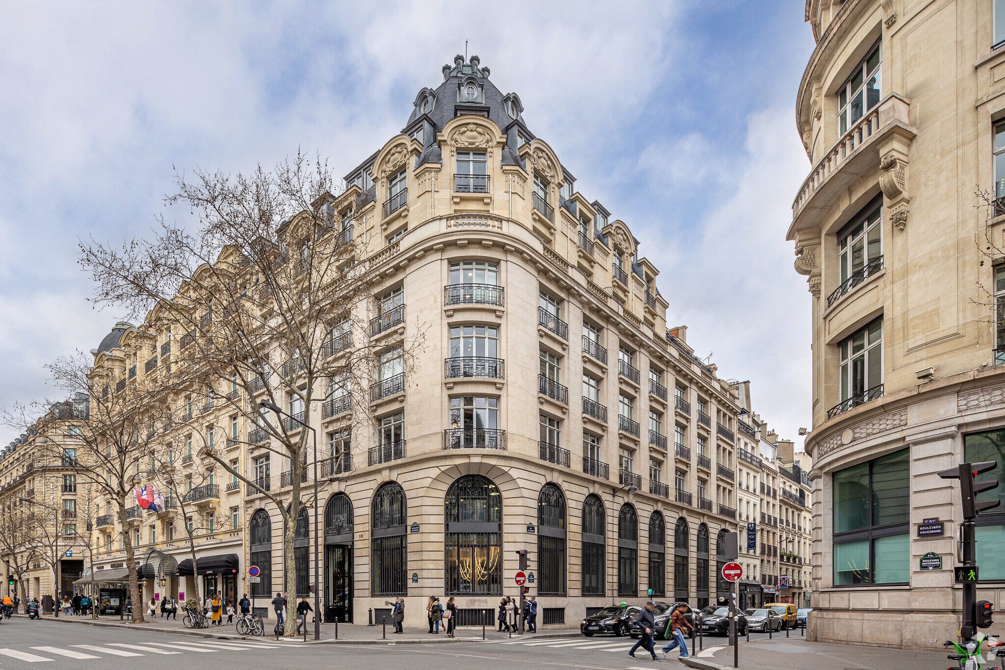 10 Boulevard Haussmann, Paris for lease Primary Photo- Image 1 of 19