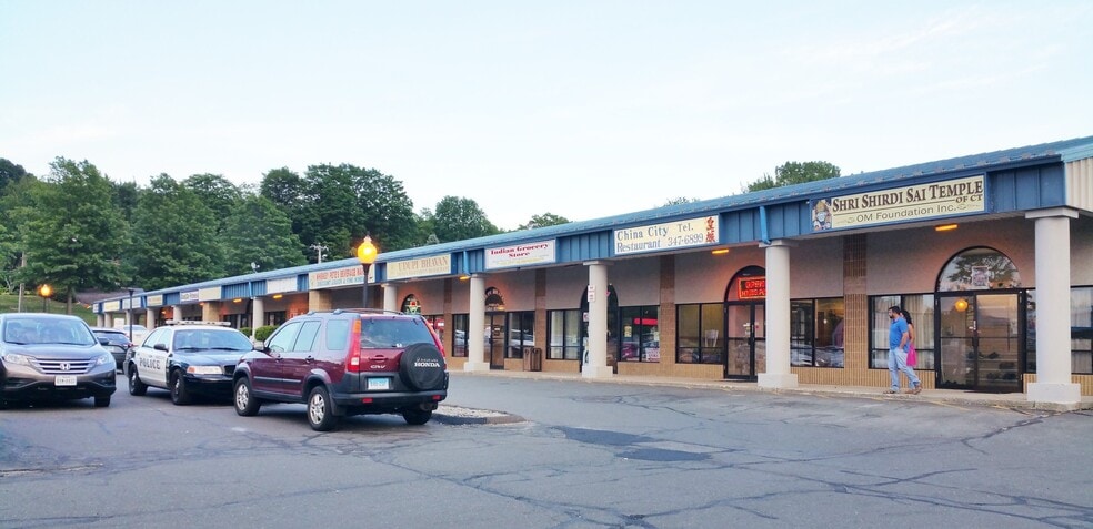 749 Saybrook Rd, Middletown, CT for lease - Building Photo - Image 3 of 5