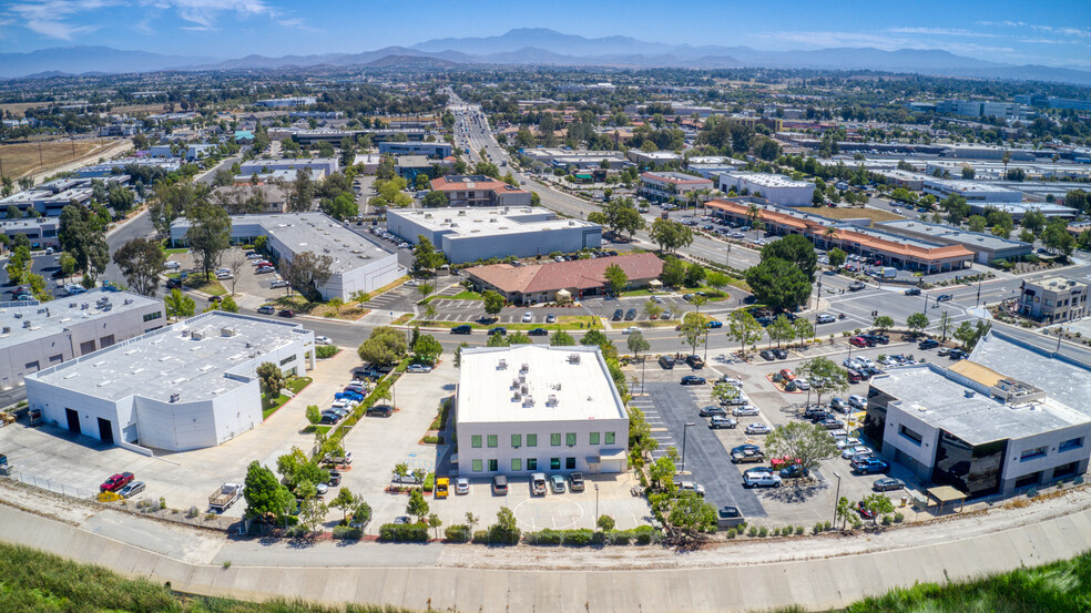 41823 Enterprise Cir N, Temecula, CA for lease - Aerial - Image 2 of 6