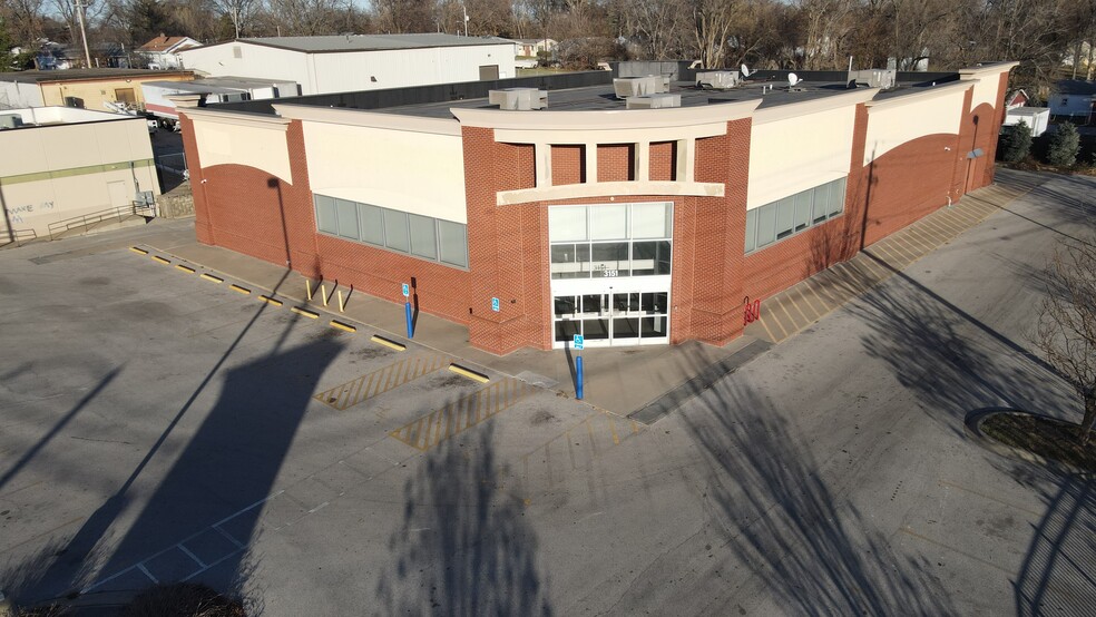 3151 SE 14th St, Des Moines, IA for lease - Building Photo - Image 1 of 10