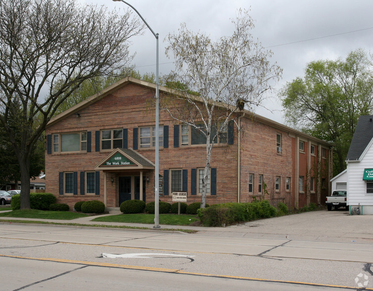 6808 University Ave, Middleton, WI for lease - Primary Photo - Image 1 of 10