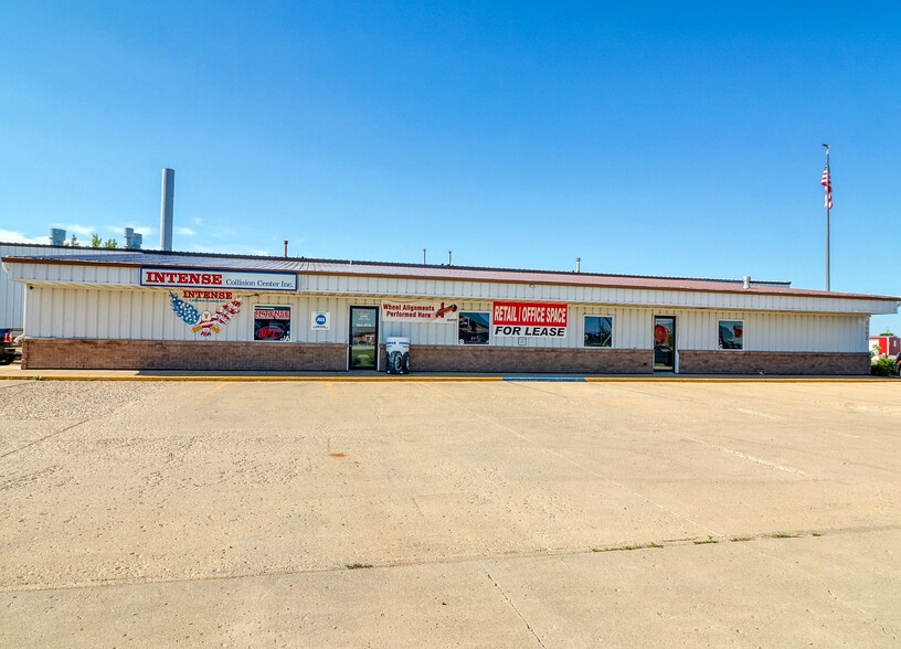 5402 53rd Ave S, Fargo, ND for lease - Building Photo - Image 1 of 34