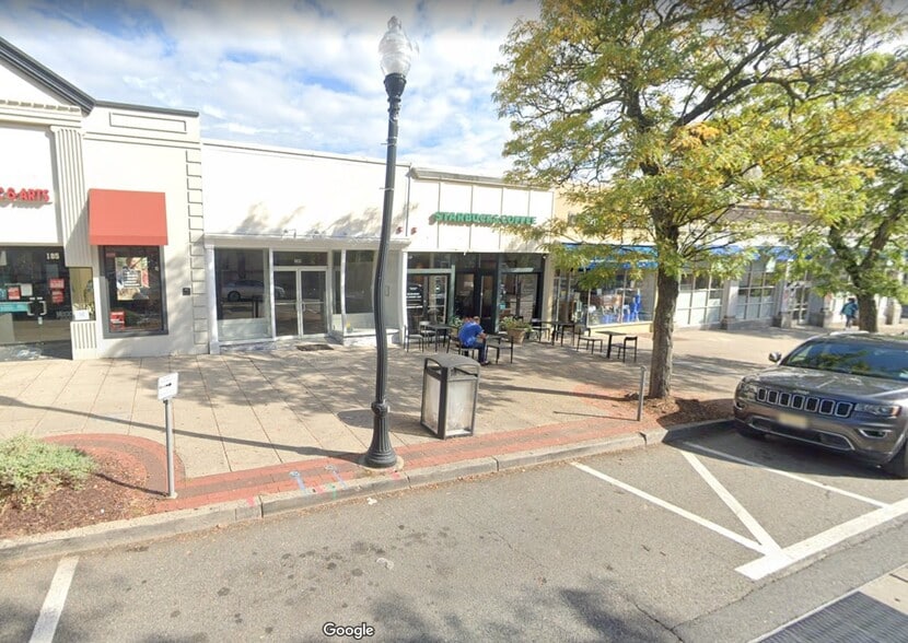 175-197 E Ridgewood Ave, Ridgewood, NJ for lease - Building Photo - Image 3 of 3