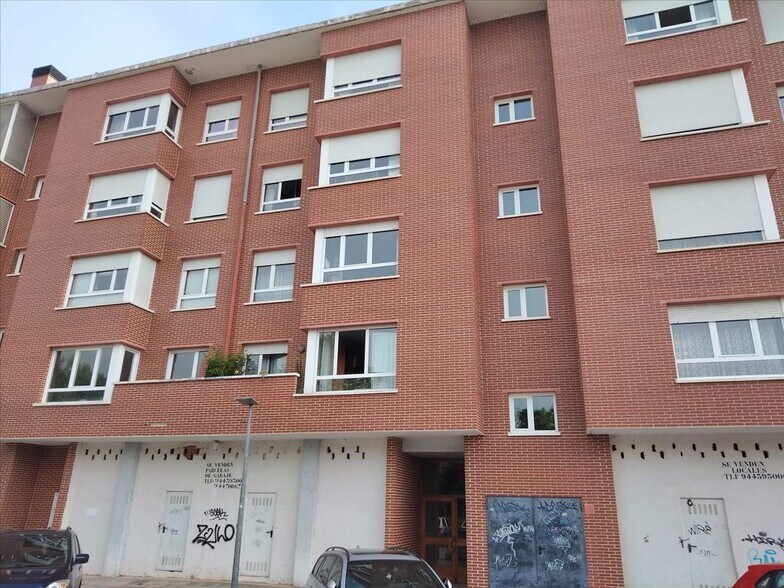 Retail in Mungia for sale - Building Photo - Image 2 of 11