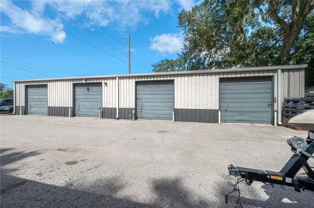 1641 N Combee Rd, Lakeland, FL for lease Primary Photo- Image 1 of 6
