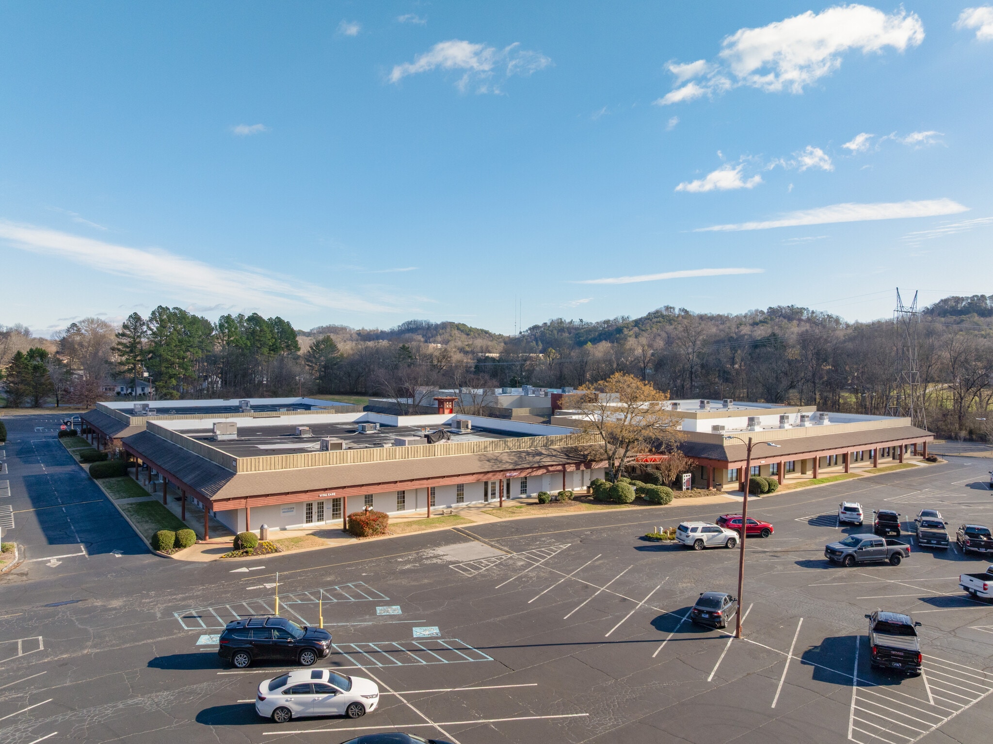 1200 Mountain Creek Rd, Chattanooga, TN for lease Aerial- Image 1 of 42