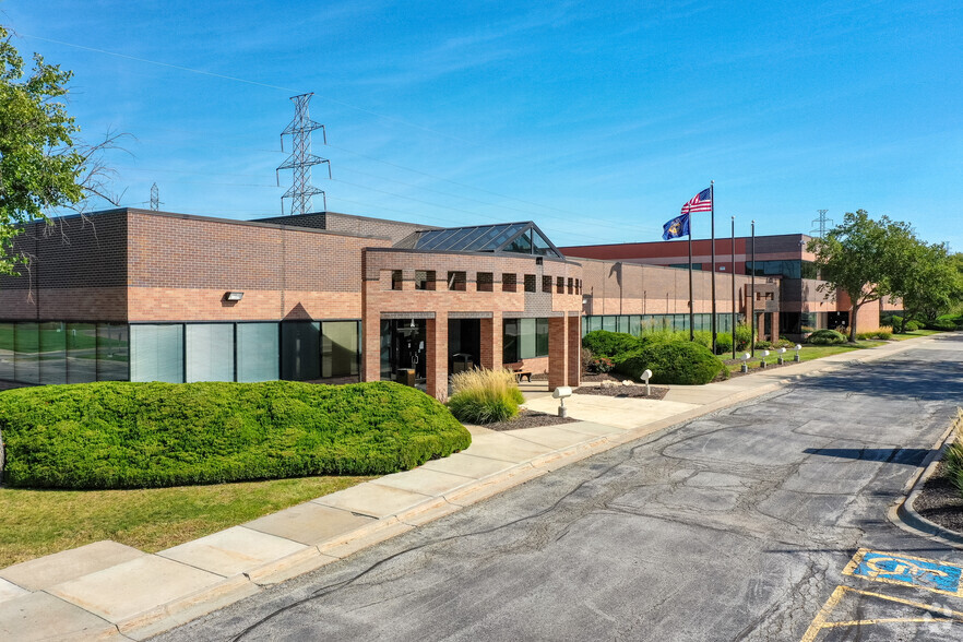 11340 Blondo St, Omaha, NE for lease - Building Photo - Image 1 of 36