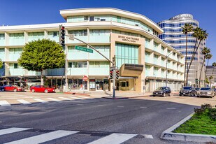 Beverly Hills Triangle Medical - Convenience Store