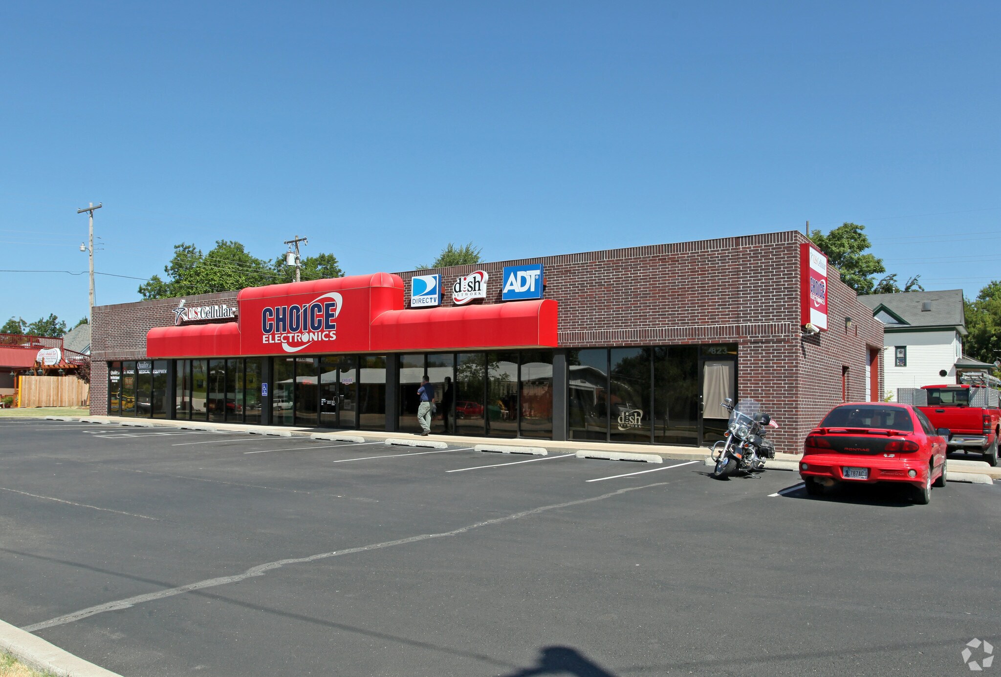 819-823 E Dewey Ave, Sapulpa, OK for sale Primary Photo- Image 1 of 1
