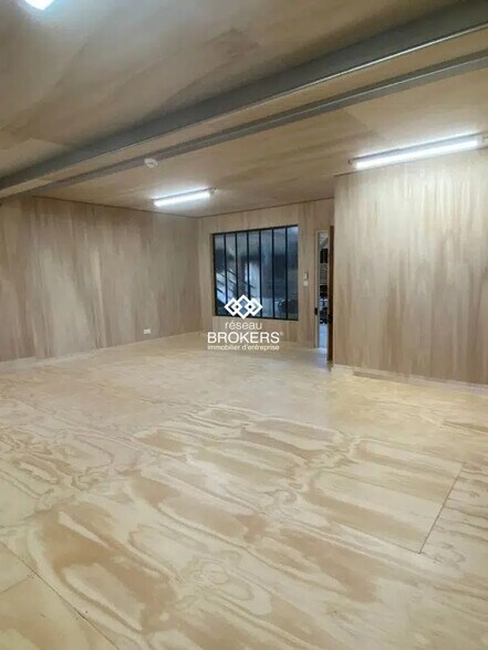 Office in Bègles for lease - Building Photo - Image 3 of 42