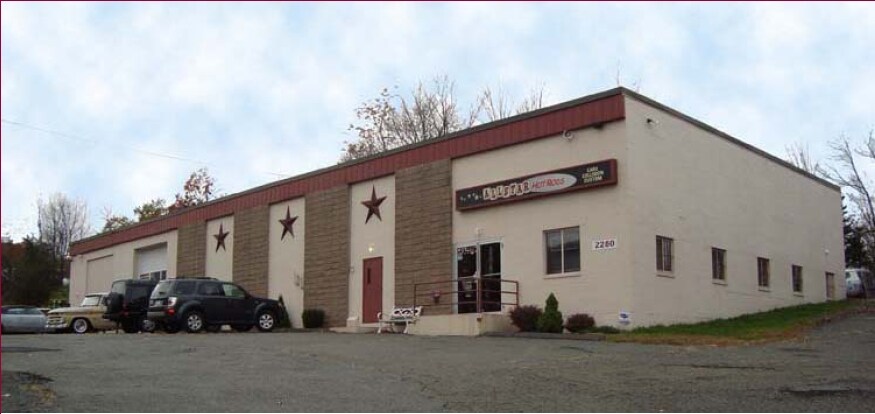 2280 Berlin Tpke, Berlin, CT for sale Primary Photo- Image 1 of 1