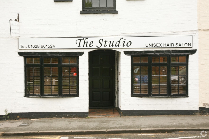 9 High St, Burnham for lease - Building Photo - Image 2 of 3