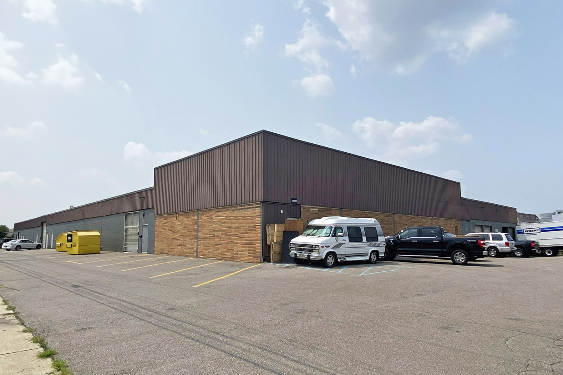 12701 Northend Ave, Oak Park, MI for lease Building Photo- Image 1 of 7