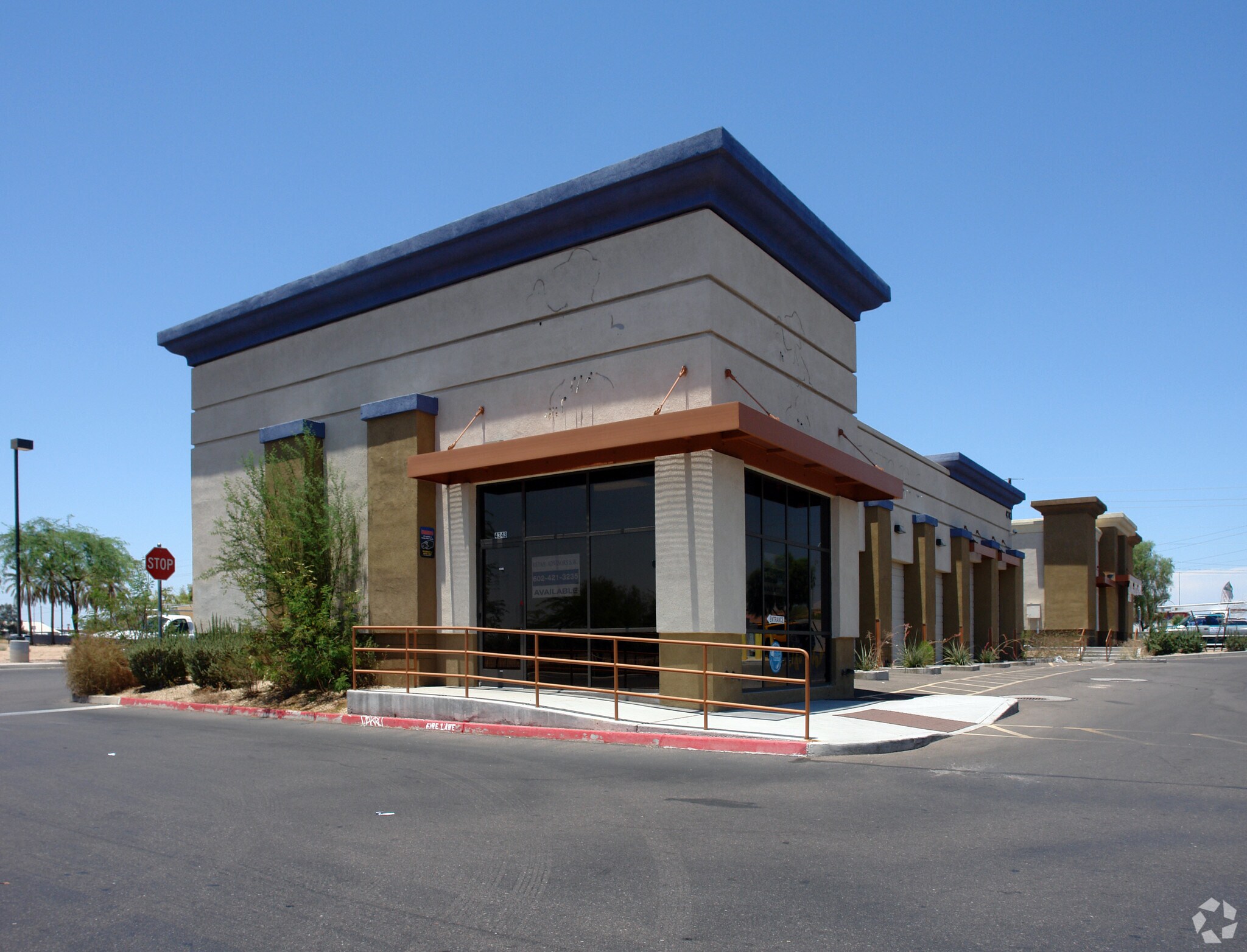 24 West Camelback Road - ruu4cga