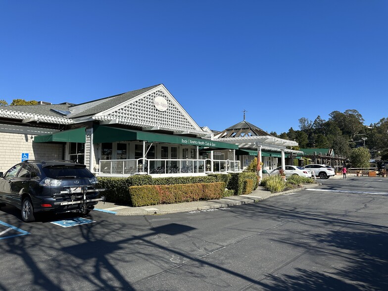 639 E Blithedale Ave, Mill Valley, CA for lease - Primary Photo - Image 1 of 11