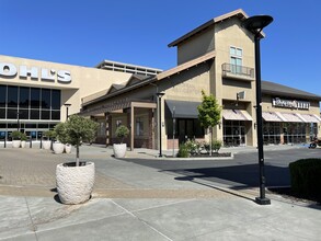 1000-9000 Northgate Mall, San Rafael, CA for lease Building Photo- Image 1 of 5