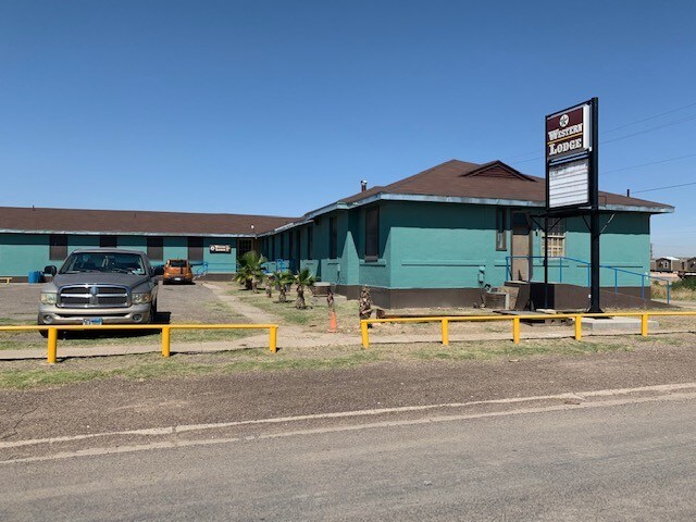 1705 W 4th St, Pecos, TX for sale Primary Photo- Image 1 of 1