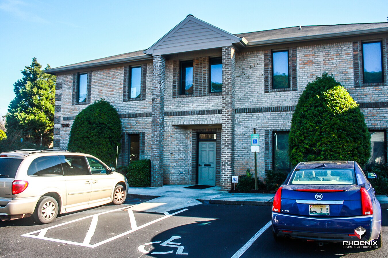 1240 SE Maynard Rd, Cary, NC 27511