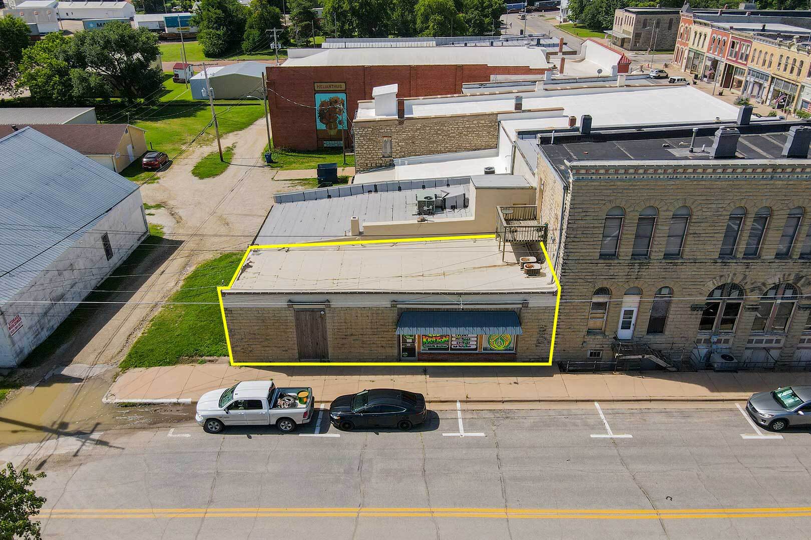 106 E 2nd St, Peabody, KS for sale Primary Photo- Image 1 of 1