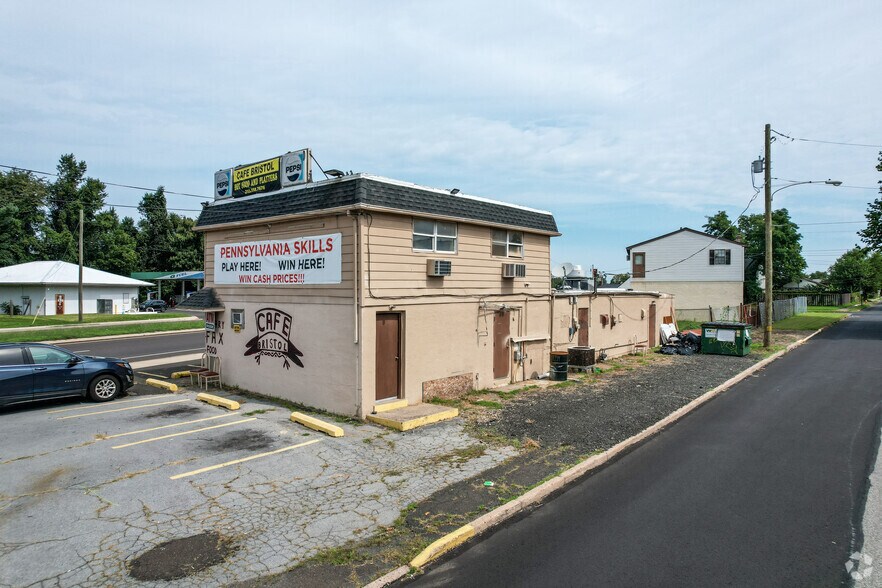 400 US Highway 13, Bristol, PA for sale - Building Photo - Image 2 of 7