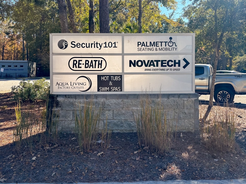 9481 Industrial Center Dr, Ladson, SC for lease - Building Photo - Image 2 of 10