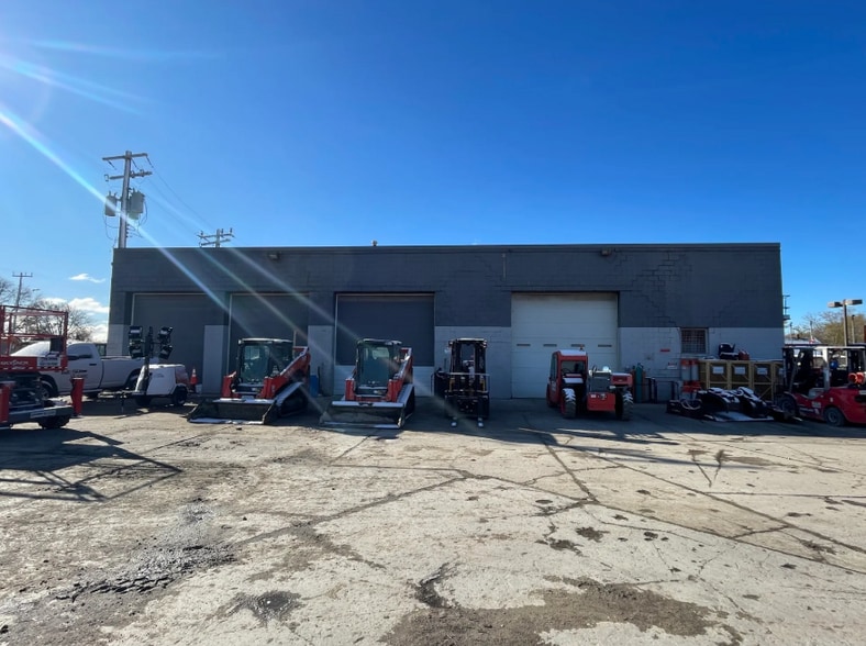 2782 Corbin St, Melvindale, MI for sale - Building Photo - Image 2 of 7