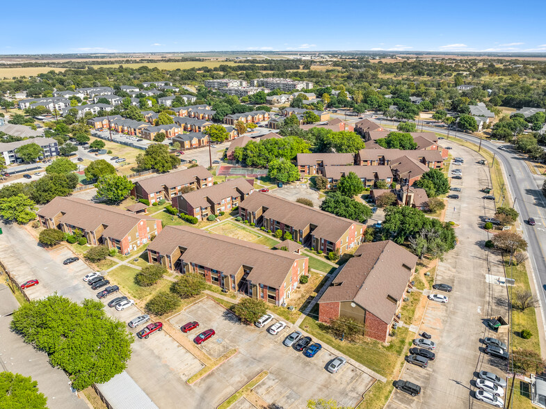 1805 Aquarena Springs Dr, San Marcos, TX for sale - Building Photo - Image 3 of 16