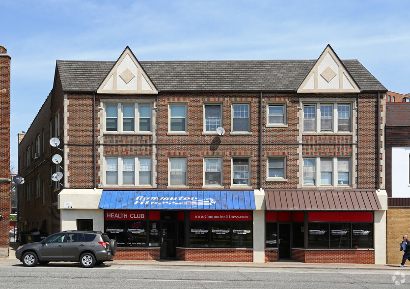 18-24 E Northwest Hwy, Arlington Heights, IL for lease - Building Photo - Image 1 of 5