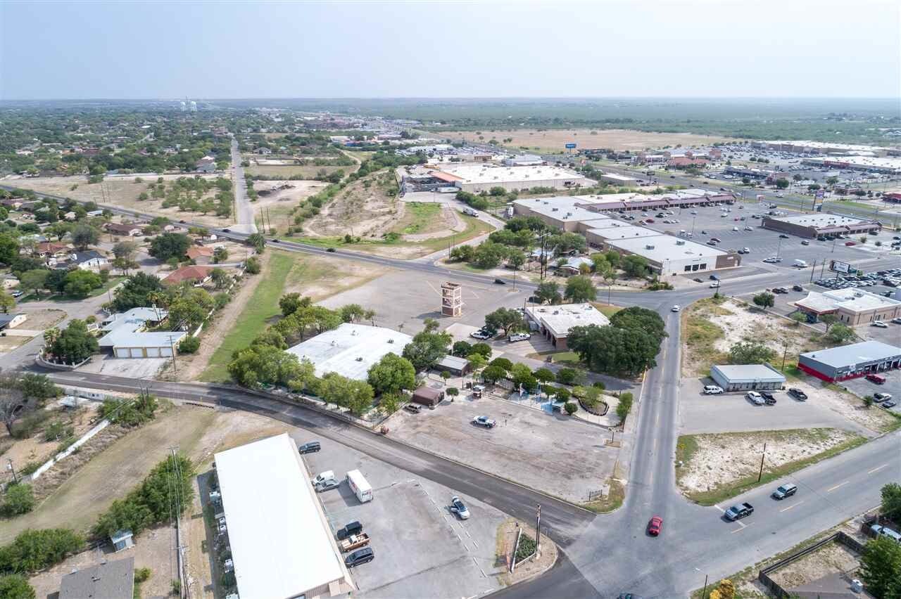 301 Margaret Ln, Del Rio, TX 78840