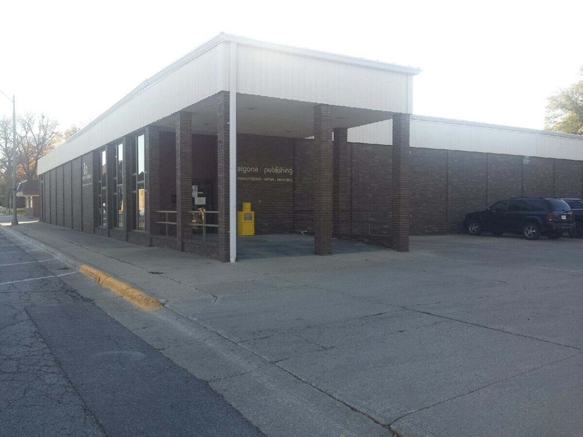 14 E Nebraska St, Algona, IA 50511