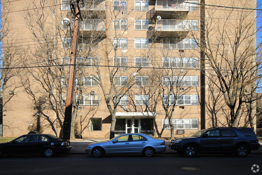 7 Hegeman Ave, Brooklyn, NY for lease - Building Photo - Image 2 of 3