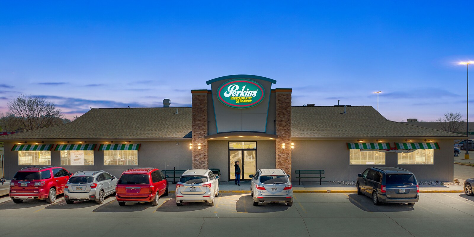 2216 Broadway Ave, Yankton, SD for sale Building Photo- Image 1 of 1