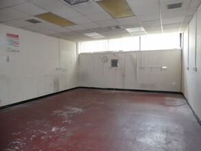 46-70 Standishgate, Wigan for lease Interior Photo- Image 2 of 4