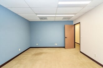 3633 Camino del Rio S, San Diego, CA for lease Interior Photo- Image 2 of 12