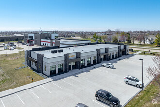 2405 N Ankeny Blvd, Ankeny, IA - aerial  map view