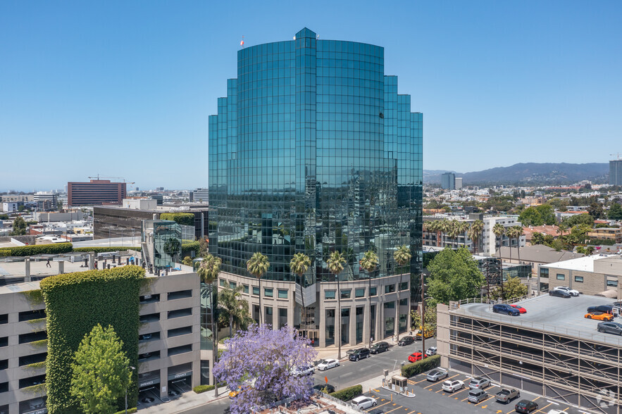 11400 W Olympic Blvd, Los Angeles, CA for lease - Building Photo - Image 1 of 9