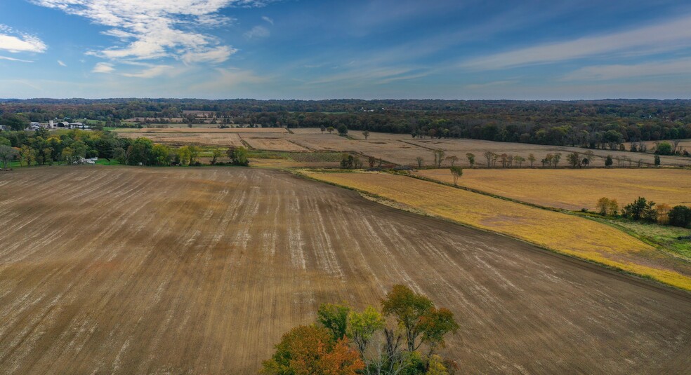 26360 Mount Pleasant Rd, Columbus, NJ for sale - Primary Photo - Image 1 of 1