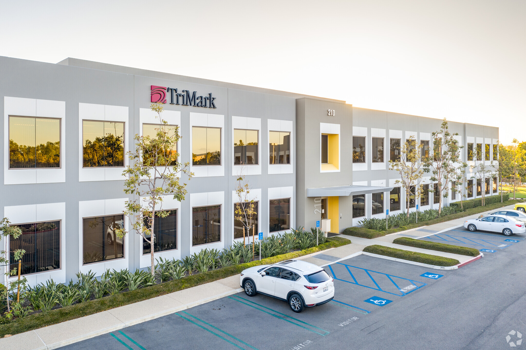 210 Commerce Dr, Irvine, CA for lease Primary Photo- Image 1 of 5